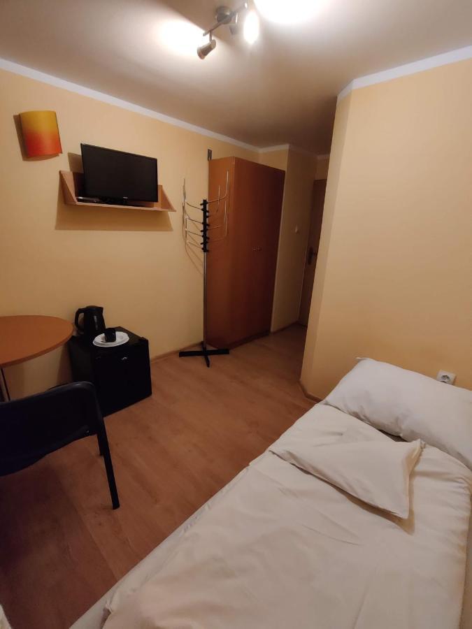 Hotel Rekreačné zariadenie Javorinka à Stará Turá Extérieur photo